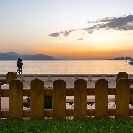 Loutraki Sea Sunset Leilighet Eksteriør bilde